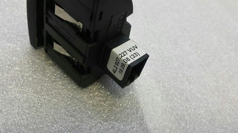 Audi RS6 4F RHD Monitor Switch 4L2927227 Right Hand Drive