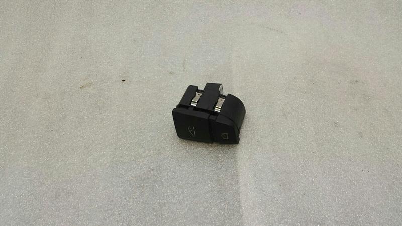 Audi RS6 4F RHD Monitor Switch 4L2927227 Right Hand Drive