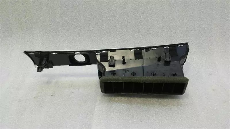 Audi RS6 4F RHD Air Vent 4F2820951 Right Handlebar