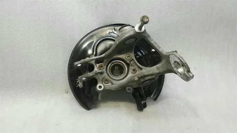 Audi RS6 4G Right Rear Hub 4G0505432F wheel bearing housing rear right