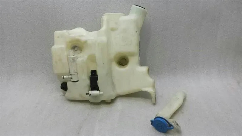 Mercedes ML W164 washer fluid reservoir A1648600160 washer fluid reservoir -