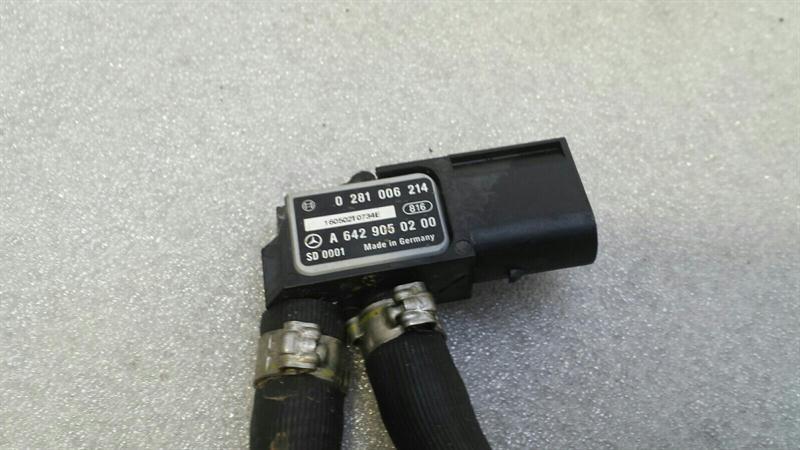MERCEDES GLS X166 DPF Sensor A6429050200 Pressure Sensor OM642