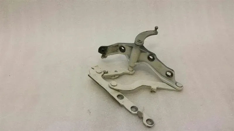 Mercedes CL W216 Bonnet Hinge LHS A2218800328 Bonnet Hinge Left
