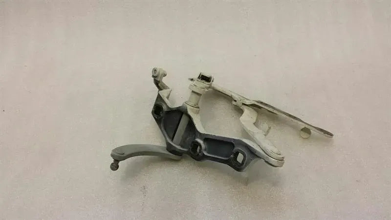 Mercedes CL W216 Bonnet Hinge LHS A2218800328 Bonnet Hinge Left