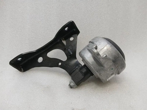 Porsche Boxster GT4RS Spyder engine mount 9GT399201 RIGHT BRACKET engine mount