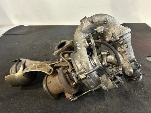 Mercedes 2.2d 651 Engine 150kw 204hp Biturbo Turbocharger A6510905780 A6510902880