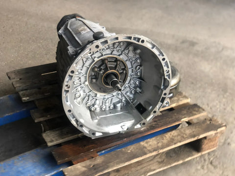 16 Mercedes C63AMG 4.0i Automatic Gearbox Gearbox 722930 with Converter