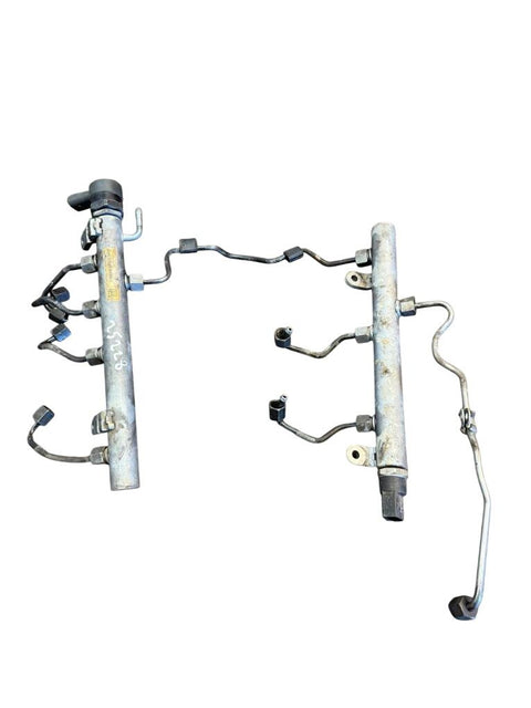 A6420706495 6420700495 A6420700695 6420700695 Fuel Distributor / fuel rail JEEP GRAND CHEROKEE III (WH) (2005-2010)