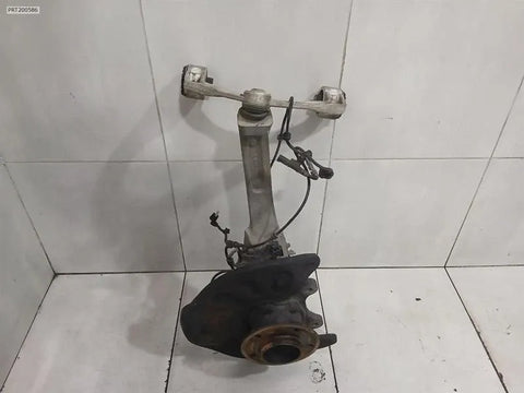 Mercedes G-Wagen W463 Left Front Hub A4633320000 Wheel Bearing Housing Front Li 18-24