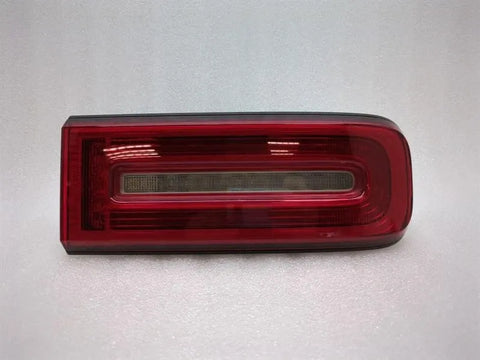 Mercedes G-Wagen W463 right rear light A4639068100 tail light rear right