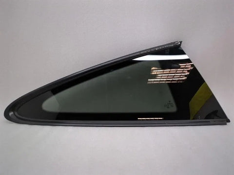 Porsche 911 992 GT3RS Left Rear 1/4 Glass 992845297AL DEFECTIVE Door Window 1/4 Rear