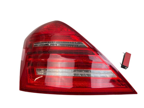 A2218201364 Tail light left MERCEDES-BENZ S-CLASS (W221) (2005-2013)