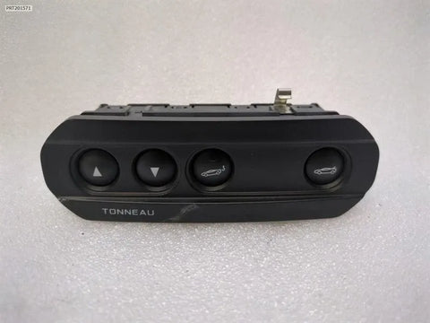 McLaren 650S Spider 14-17 Switch 11M1086SP Switch Auxiliary Control Panel