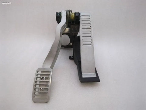McLaren 650S Spider 14-17 Throttle Pedal (Electrical) 11c0388cp Throttle + Brake