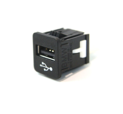 BMW 2 SERIES USB socket connector OEM 84109229294