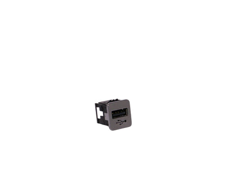 BMW 7 SERIES USB socket connector OEM 84109368857
