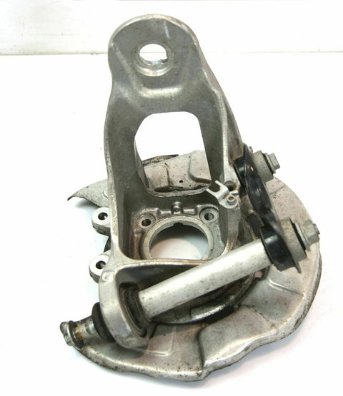 BMW X5 Rear wheel hub OEM 33326770982