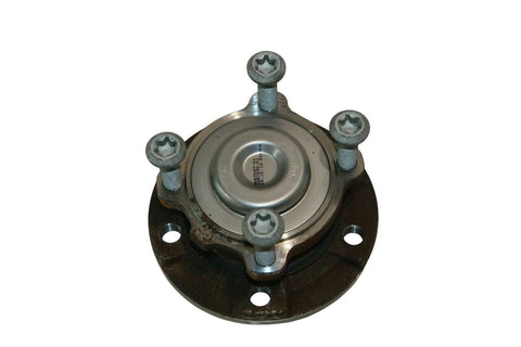 BMW 1 SERIES Front wheel hub OEM 31206794850