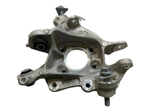 BMW 3 SERIES Rear wheel hub spindle/knuckle OEM 6879533