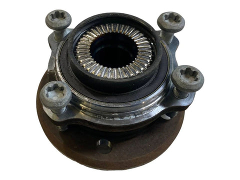 BMW X7 Front wheel hub OEM 31206895674