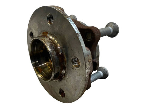 BMW MINI Clubman F54 Front wheel hub OEM 2F53876