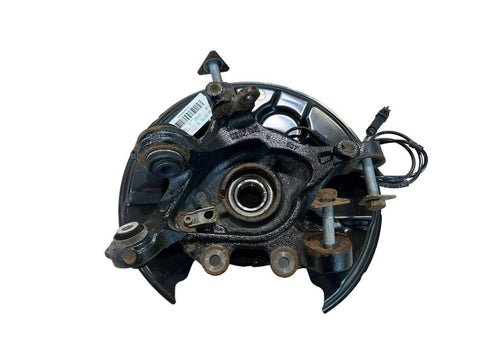 BMW 1 SERIES Rear wheel hub spindle/knuckle OEM 33326792515