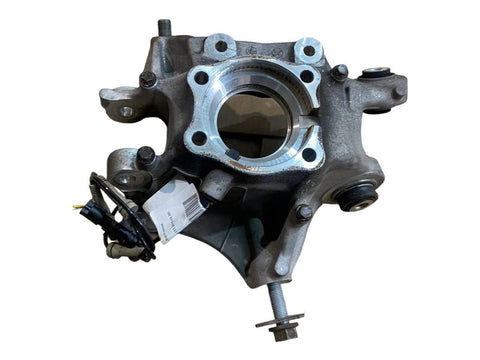 BMW 5 SERIES Rear wheel hub spindle/knuckle OEM 6866336