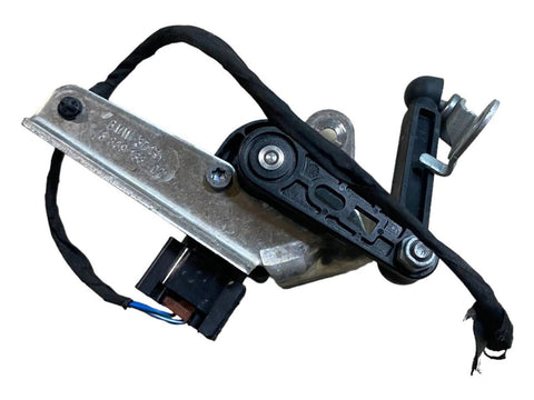 BMW 8 SERIES Headlight/headlamp level sensor OEM 2959574