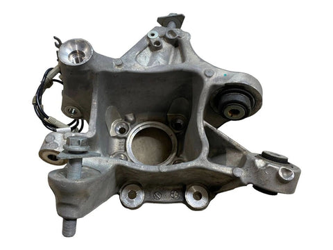 BMW 8 SERIES Rear wheel hub spindle/knuckle OEM 33306854118
