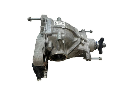 BMW 8 SERIES Rear differential OEM 33108686657