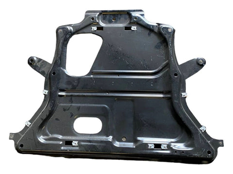 BMW 3 SERIES Engine splash shield/under tray OEM 6860952