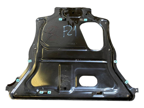BMW 1 SERIES Engine splash shield/under tray OEM 6860952