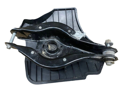 BMW 3 SERIES Rear control arm OEM 33326886448