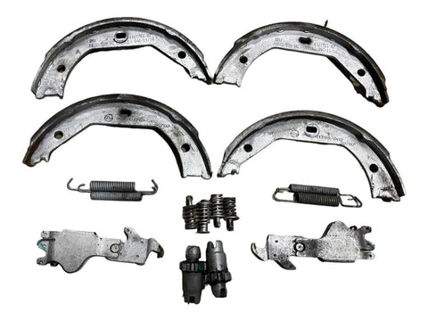 BMW 3 SERIES Handbrake/parking brake pads OEM 1163988