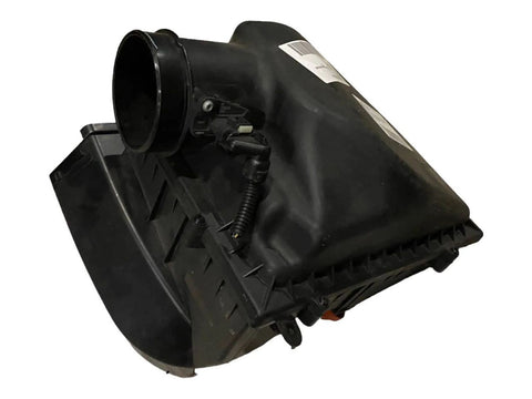 BMW X7 Air Filter Box OEM 13718577140