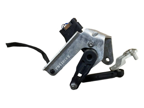 BMW X7 Headlight/headlamp level sensor OEM 6895467
