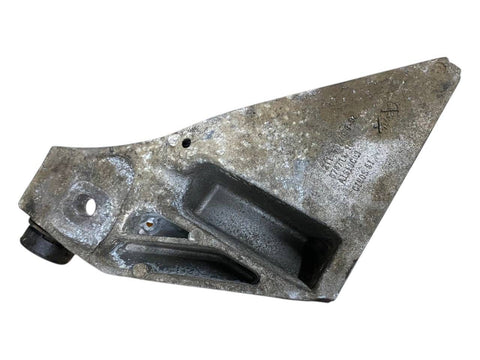 BMW X5 Engine mounting bracket OEM 6772680