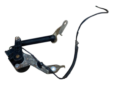 BMW 3 SERIES Headlight/headlamp level sensor OEM 6861351