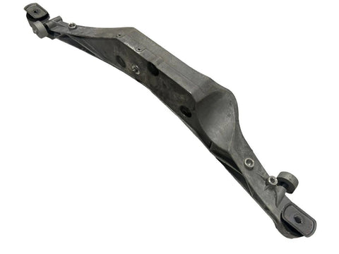 BMW 2' U06 Active Tourer Rear differential/diff mount bracket OEM 7L47189