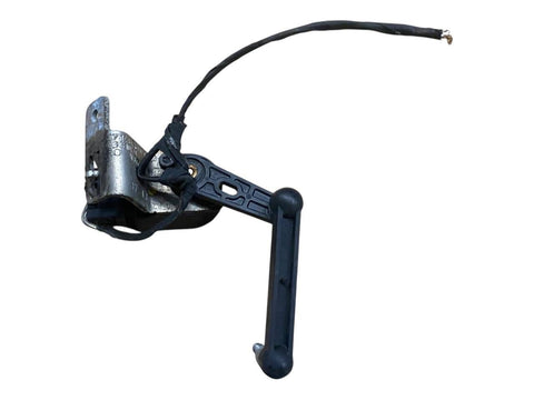 BMW 5 SERIES Rear air suspension level height sensor OEM 6861351