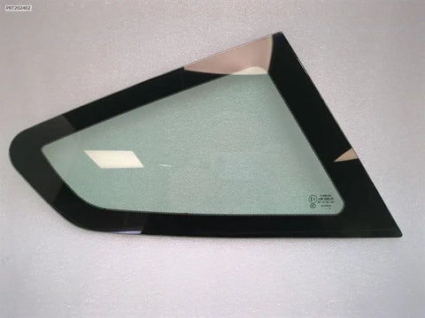 Aston Martin VANTAGE Right Rear 1/4 Glass 6G33-C29750-BA