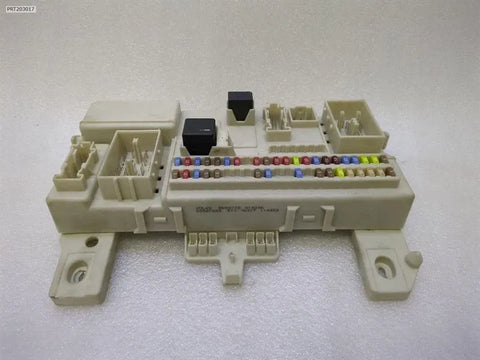 Aston Martin VANTAGE Fuse Box 8690722