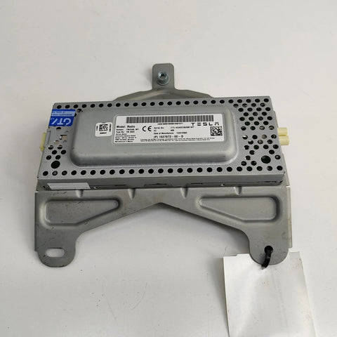 DAB Tuner Control Unit — TESLA MODEL Y (2019-...) — 1527973-00-D