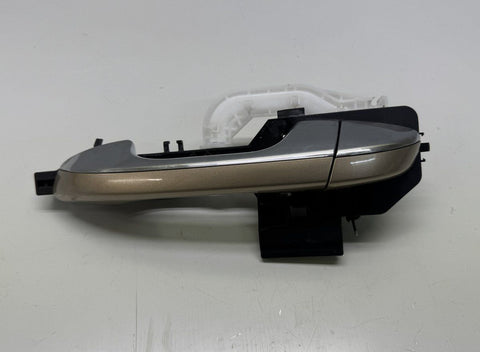 Exterior door handle — front left — KIA SPORTAGE IV (QL) (2015-2021) — 82655F1000